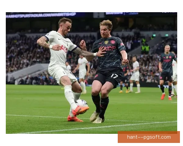 哈兰德领衔攻势全场亮眼 热刺防线遭遇巨大考验 世俱杯精彩对决复盘