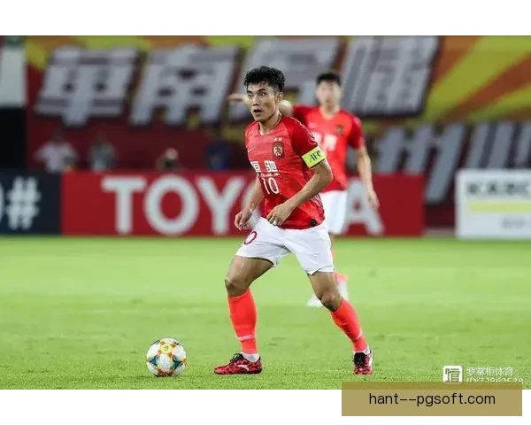 卡斯塔涅稳健表现助力富勒姆右后卫位置稳定深度分析